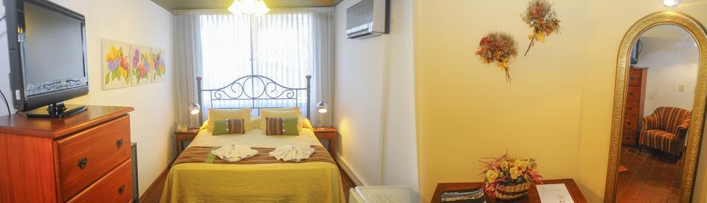 Hotel Costa Azul Cassaffousth Екстер'єр фото